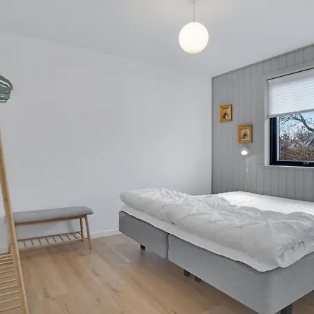 Gorgeous Home In Karrebaeksminde Casa de Férias